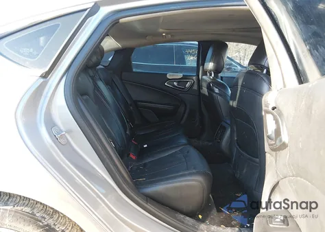 2015 Chrysler 200 C из США, поврежденный, VIN 1C3CCCCB4FN586088